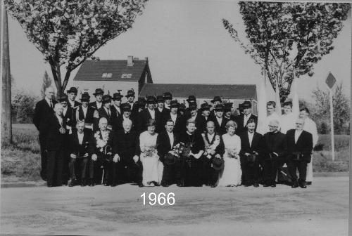 1966_1.JPG (33633 Byte)